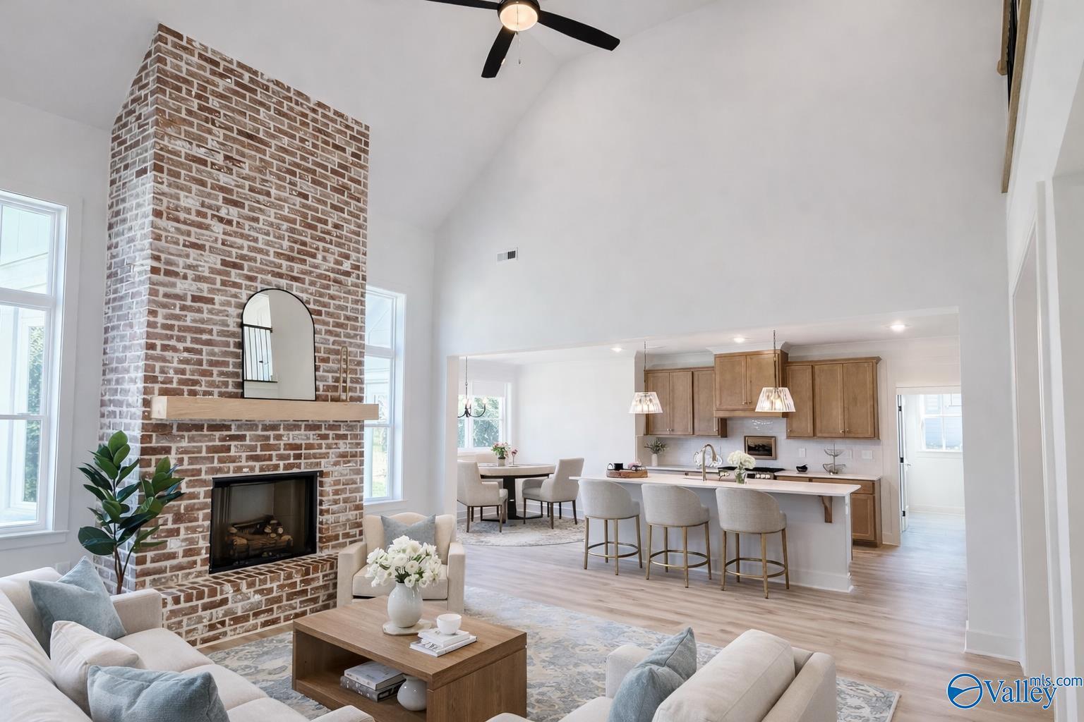 Image 3: This photo has been virtually staged to illustrate potential furnishings.