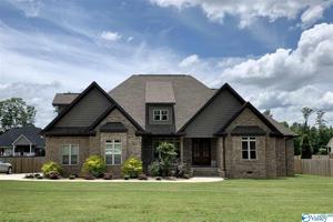 37 Osprey Drive NW