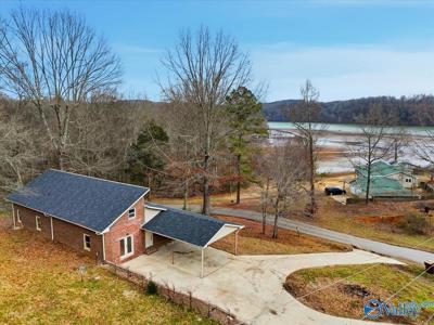 9771 Sgt Holden Lane