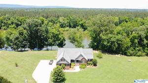880 Blackberry Lane