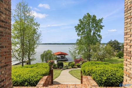 1301 County Road 413