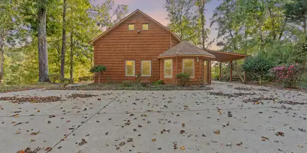 215 County Road 404