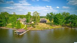 2664 Peninsula Drive