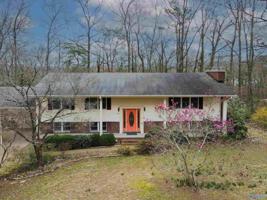 2111 Pell Street