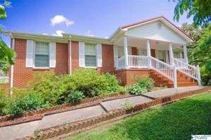 1814 Riverview Circle