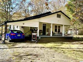 809 Woodbine Lane
