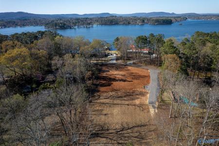3151 Lakeshore Drive