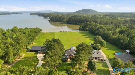 1590 County Road 136