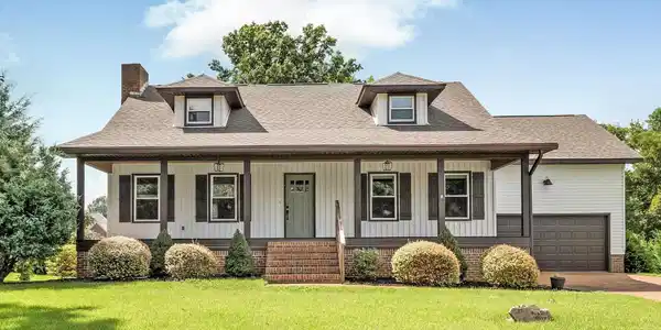 127 Willow Cove Drive