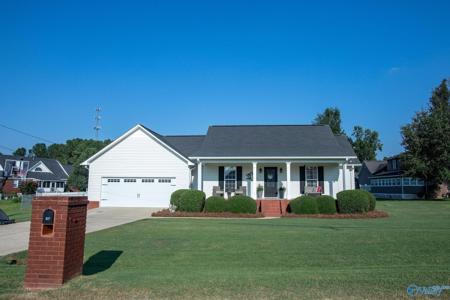 107 Meadowpoint Way