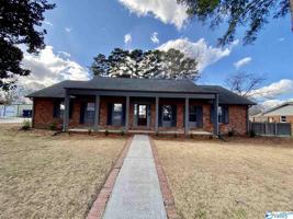 2317 Brookwood Drive SE