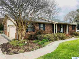2400 Cherokee Lane