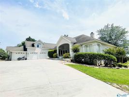 900 Buck Island Drive