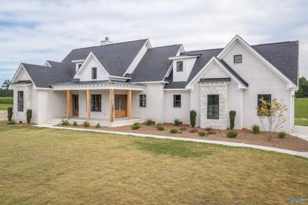 135 Caldwell Trail