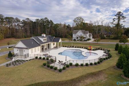 c2 Sweet Laurel Place