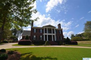 22 E Indian Pine Trace