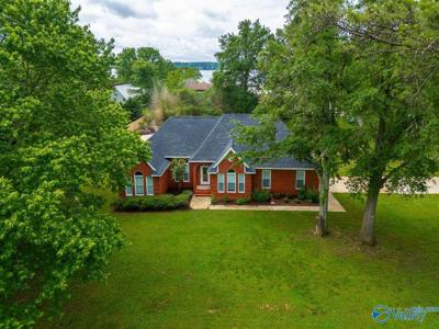 400 County Road 443