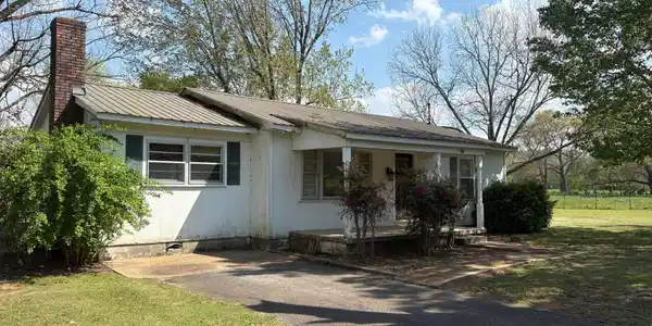 619 Clemons Road