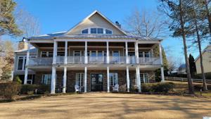 159 Lake Pointe Circle