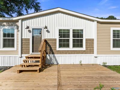 25 Malibu Circle