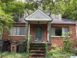 914 Ferry Street