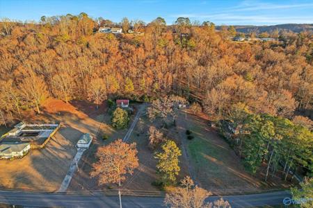 3009 Willow Beach Road