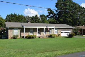 3401 Meadowlark Drive