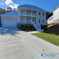 1027 Laurinda Lane