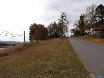 .21 acres Dunlap Avenue