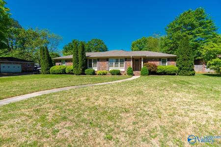 2211 Fleetwood Drive SE