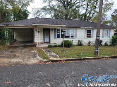 926 S 6th Street