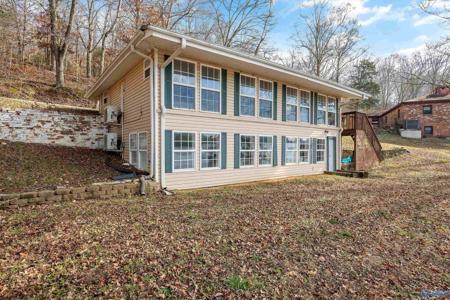 1084 Riverfront Road