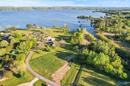 Lot 9 Oak Place