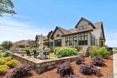 2867 Marina Drive