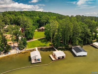 511 Pine Island Circle