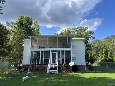 1315 Sunset Drive