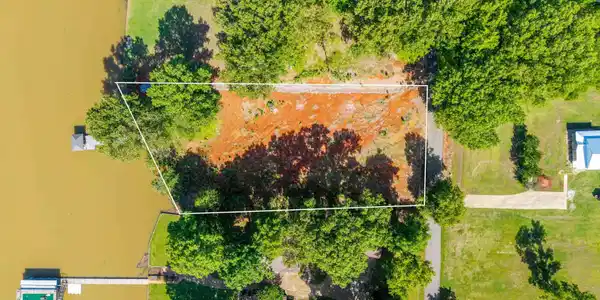 17714 Lakeside Estates Road