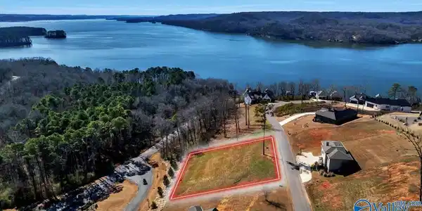 LOT 18 Fall Creek Drive