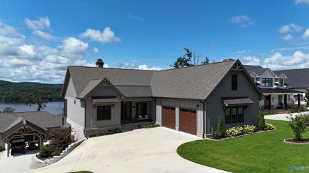 415 Boathouse Drive