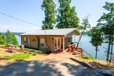 327 County Road 405