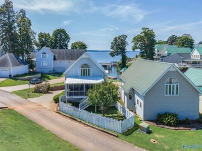 5863 Bay Hill Village Way