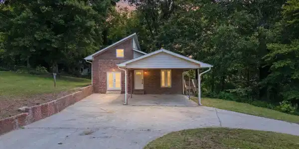 9771 Sgt Holden Lane