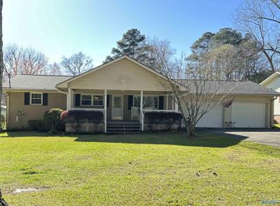 607 East Riverview Drive