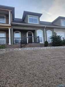 15 Harborview Court NE