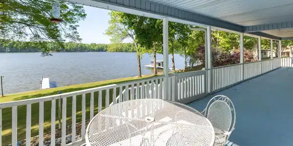 17900 Lakeside Estates Road