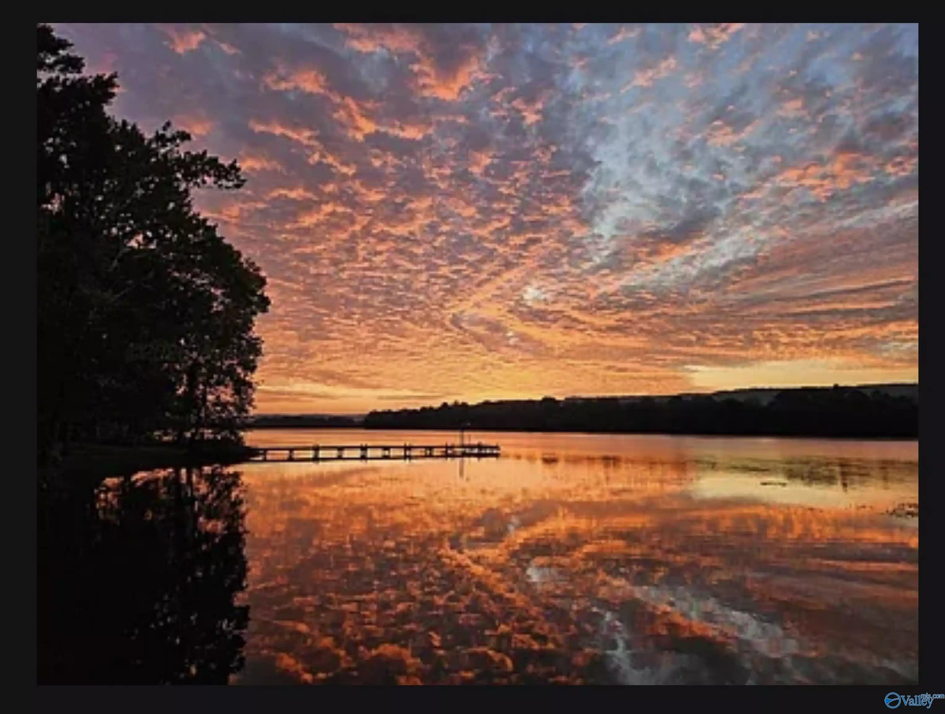 Image 1: From Lake Guntersville all the way up the TN river! Endless potential!