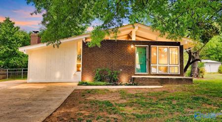 227 Hillsdale Drive