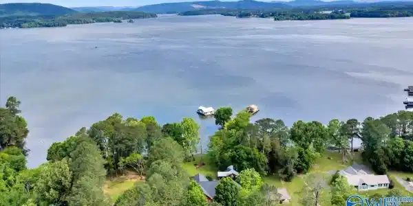 1788 Lakeshore Drive