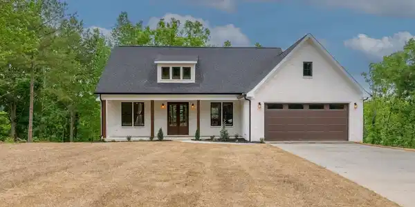 903 County Road 404