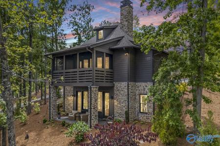 66 Waterside Circle